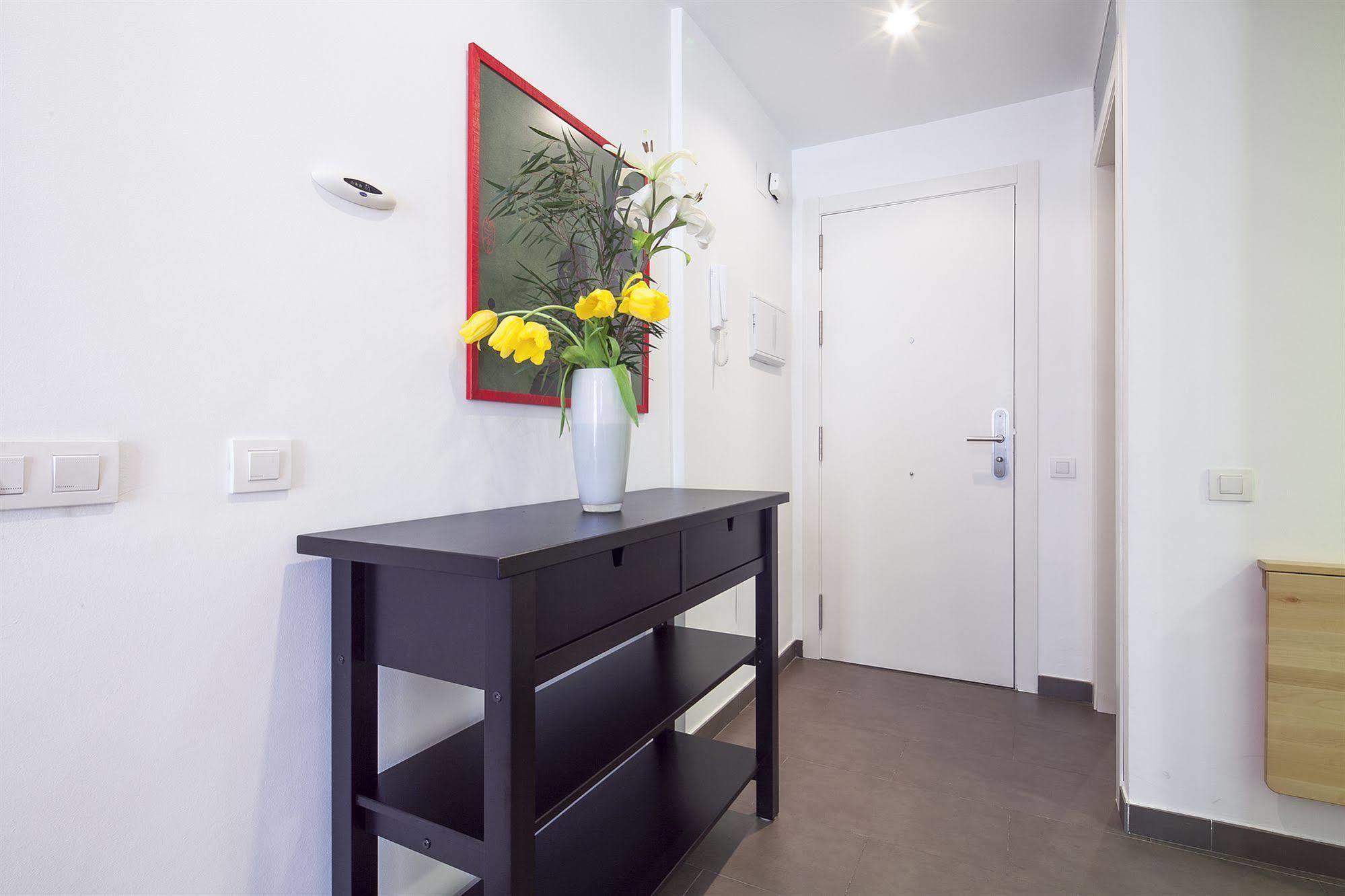 Inside Barcelona Apartments Sants Exteriér fotografie