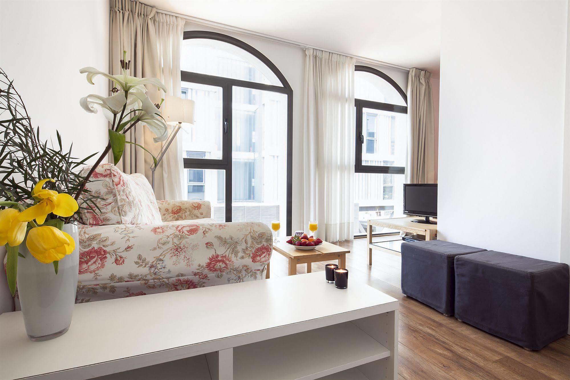 Inside Barcelona Apartments Sants Exteriér fotografie