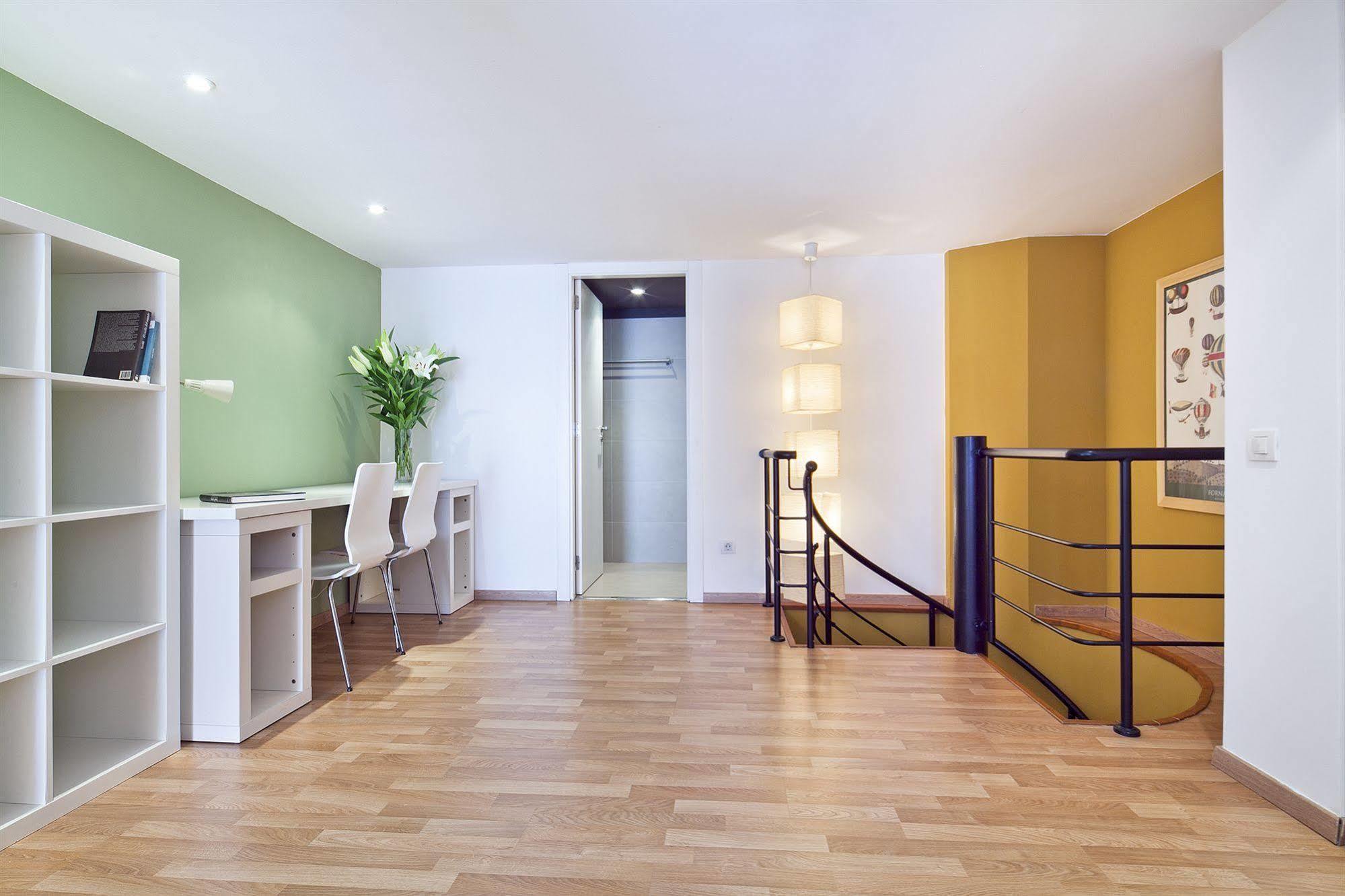Inside Barcelona Apartments Sants Exteriér fotografie